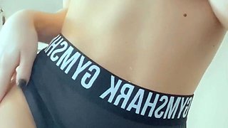 Cute amateur webcam teen girl toying pussy on webcam