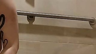Close up amateur masturbating solo