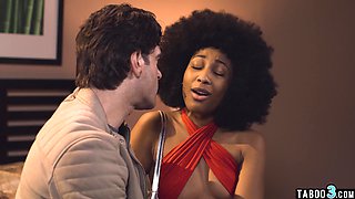 Married dude fucking a hairy ebony MILF