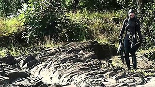 Public amateur fucked outdoors before cumshot