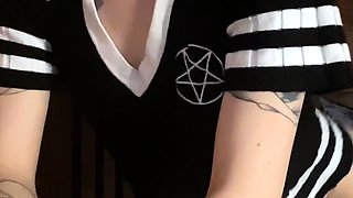 Amateur redhead masturbates then gives a blowjob