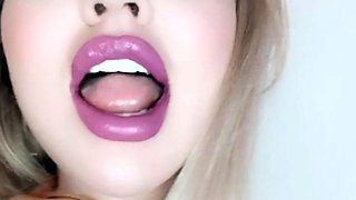 blonde lave her solo masturbate