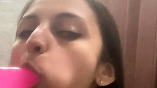 Hot daughter hides from her parents and Sucks a Dildo