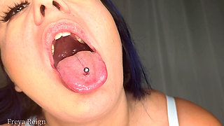 Up Close Gummy Bear Eating: Mouth Fetish