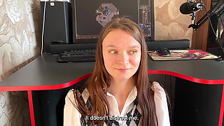 Stepdaughter Prevents Stepfather Play a Computer Game. but She Sucks Dick Well with a Swallow Part 1