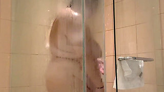 BBW Gets Wet in Shower