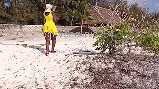 HD 4:31 Searching for Sex Baddie at the Beach Are You There