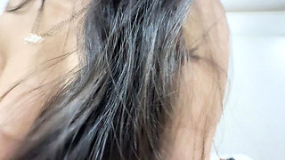 Bhabhi ko ek raat chudai krne ke liye ready Kiya best blowjob diya bhabhi ne