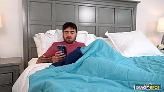 BANGBROS - Observe Angel Youngs Fap In The Kitchen Before Getting Ravaged By Her Roomie's Bf