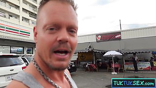 Thai teenie picked up for three-way bang-out