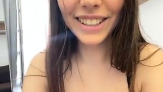 Young amateur teen in solo masturbation getting kinky