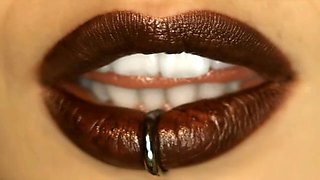 Sarah Vandella Smashing In The Living Apartment With Her Cupcakes