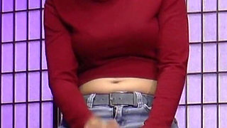 Sydney Plays with Slave!