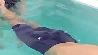 Bitch Trainer a Gym Babe Uses Her Exquisite Licking Technique to Bone Gym Boys. Part.3