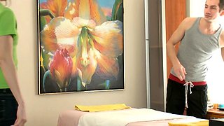 Amateur big ass brunette teen with