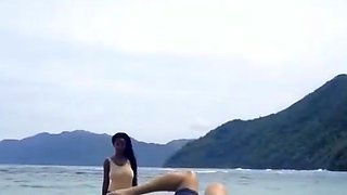 Public Flashing Of Big Natural Tits In The Moment Of Escape