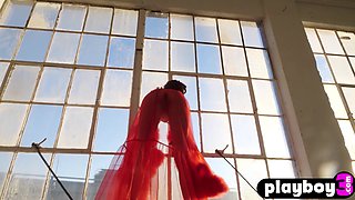 Perfect bum Redhead teenage posed naked