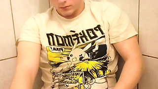 Young twink piss compilation - xstwinkk