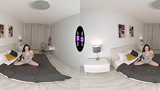 Rihanna's huge booty bounces on the bed