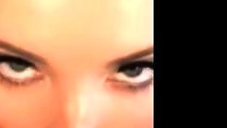 Instagram influencer enjoys oral sex