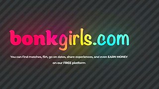 7 Orgasms in the Pool with My Amateur Kissing Cuckold