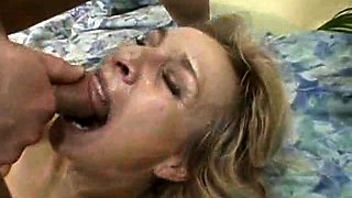 Amateur blondes pov blowjob and hardcore fun with lucky dude