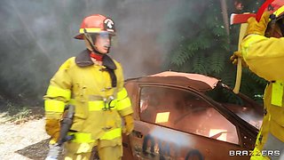 Firefighter Angela's White Hot Squirting Fuckfest - Starring Angela White, Zac Wild part 2