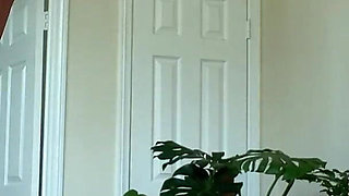 Tall and Beautiful Fashion Model Gets Fucking Creampied