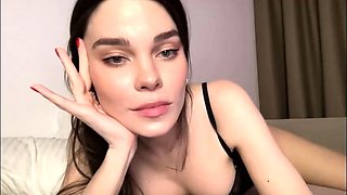 Brunette Solo Webcam Masturbation