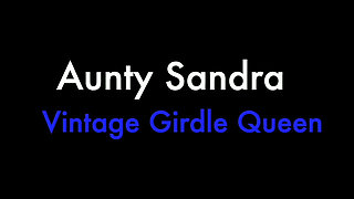 Aunty Sandra All in Red Vgq76
