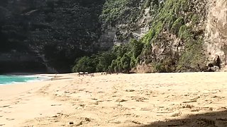 Sodomisée sur le sable