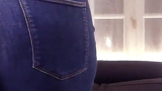 My Step Sister's Huge Ass Is Way Too Tight in These Tiny Jeans, I Help Her Take Them off to Fuck Her.