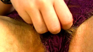 Amateur brunette chick toying her ass and pussy on webcam