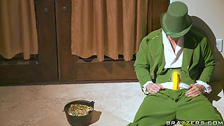 Teens Like It Big - St-patrick's Day, Tiffany Sneaks Her Boyfriend Into Her Room so They Can Have Some Amazing Sex