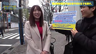 300mium-563　浴衣姿の彼女は一段と美しい