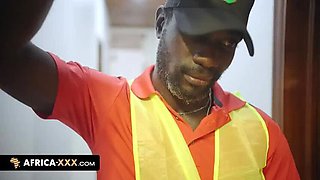 Tiffany Tatum Big Tits Ebony Solo - Busty African Girl Masturbates with Vibrator for Delivery Guy