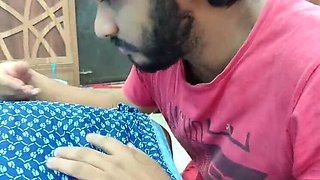 Mallu Wife Hot Romance Part 2 - Indian Couple Fucking in Bedroom