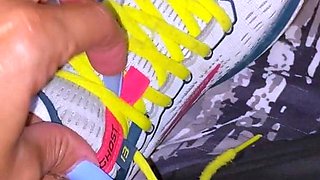Smelly Gym socks and feet after working out