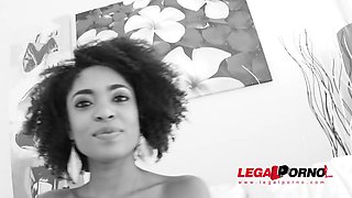 Ebony slut Luna Corazon first DAP for studio Gonzo SZ1792