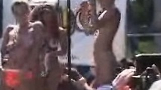 Busty Czech amateur fucks outdoor in public