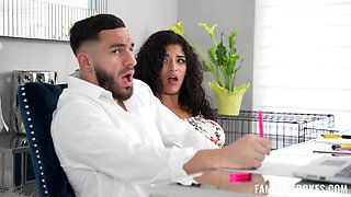 Cheating wife Gabriela Lopez gets fucked by her lover in the kitchen
