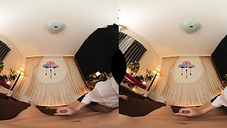 Amateur asian enjoys hardcore fuck in france