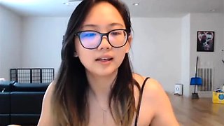 Asian Girl Harriet Sugar Cookie Cam Show