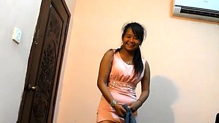 Sexy nipponese woman blowing like a pornstar