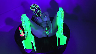 Neon Fuck Solo Rave
