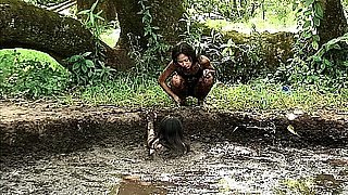 TIGHT BRUNETTE LESBIANS CAUGHT OUTDOORS THEN SUCK COCK