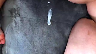 Pulled amateurs close up car sex