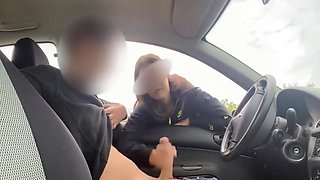 il se fait pomper par une passante