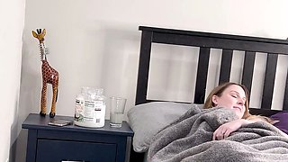 Close up MILF masturbation
