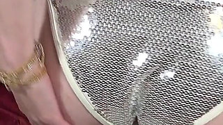 Kaylea's Mature Pussy Craves a Deep Dildo Fucking